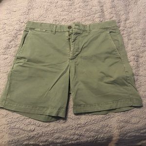 Gap Green Shorts Size 33 - 7” inseam